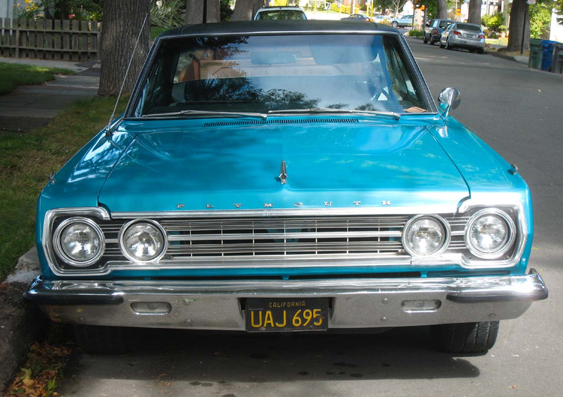 Illustration for article titled 1967 Plymouth Belvedere II, with Bonus 1958 Dodge Pickup Bed Trailer
